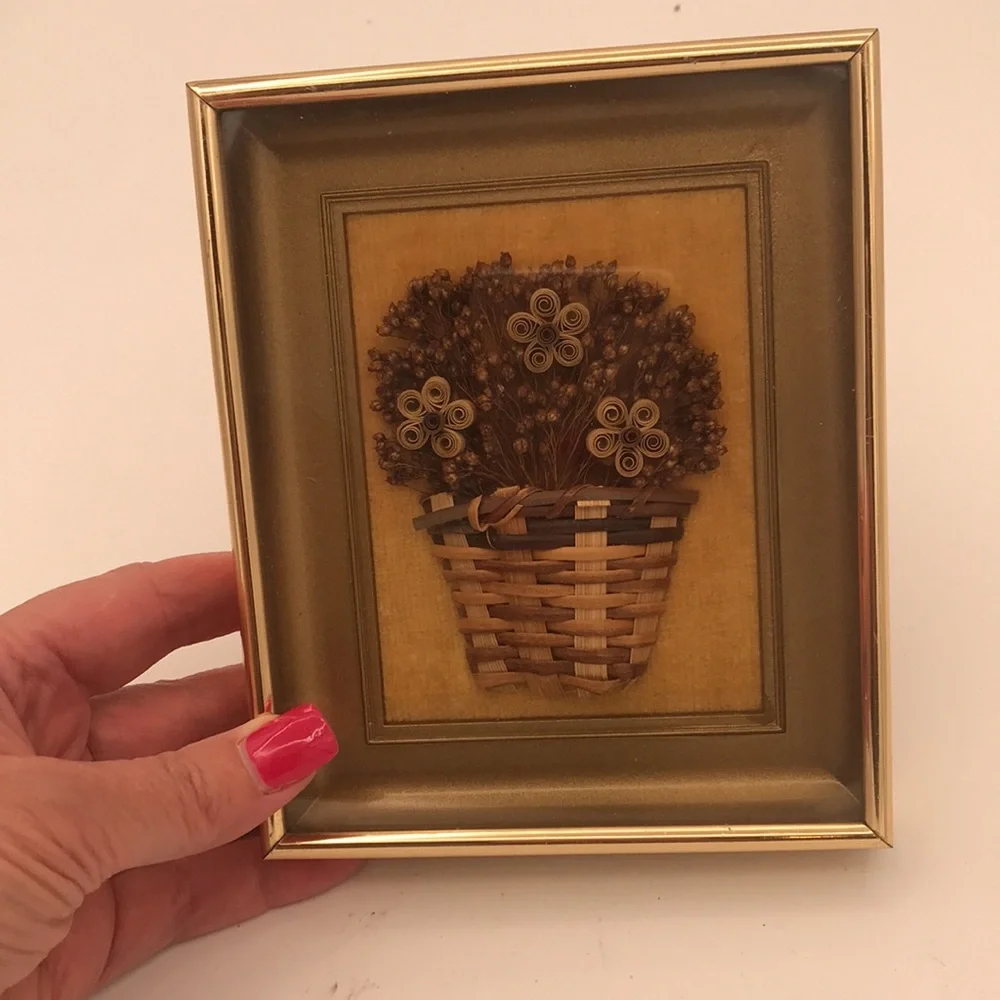 Set of‎ 2 Vintage Framed Handmade Quilled Flowers in Woven Baskets